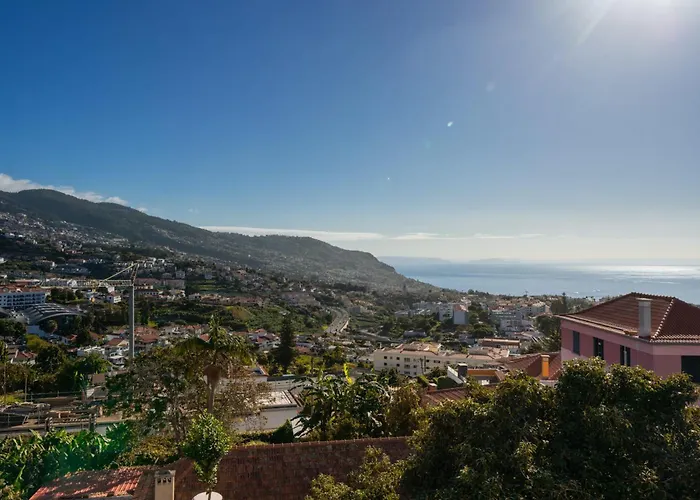 Casa Tabaibo By An Island * Funchal (Madeira)